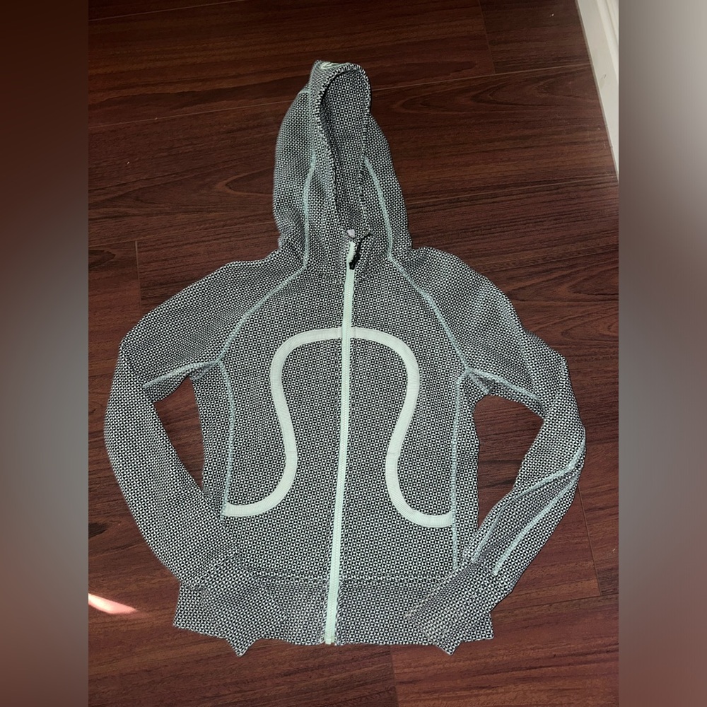 Lululemon Scuba Mint and Black